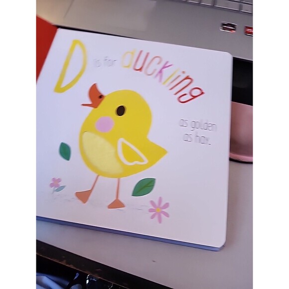 U Is for Unicorn Board Books Make Believe Ideas Ltd A Touch Feel Alphabet Book - Picture 5 of 7